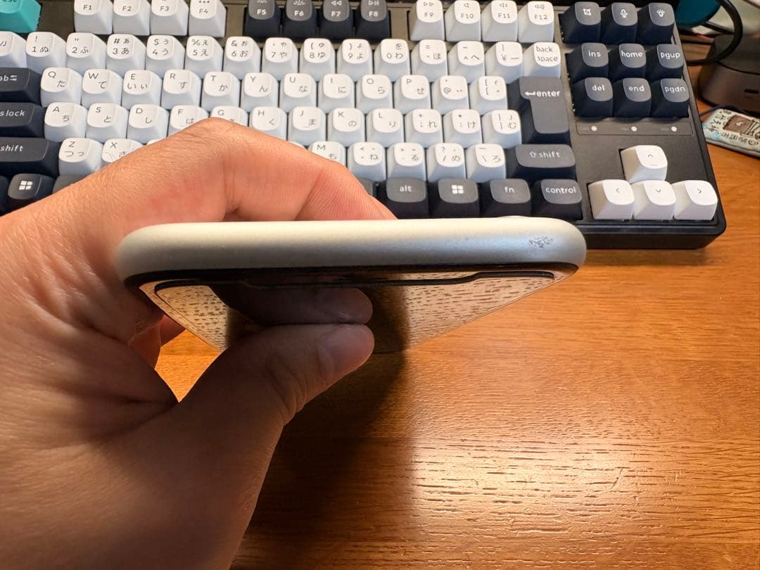 iPhone XR ホワイト 128GB本体