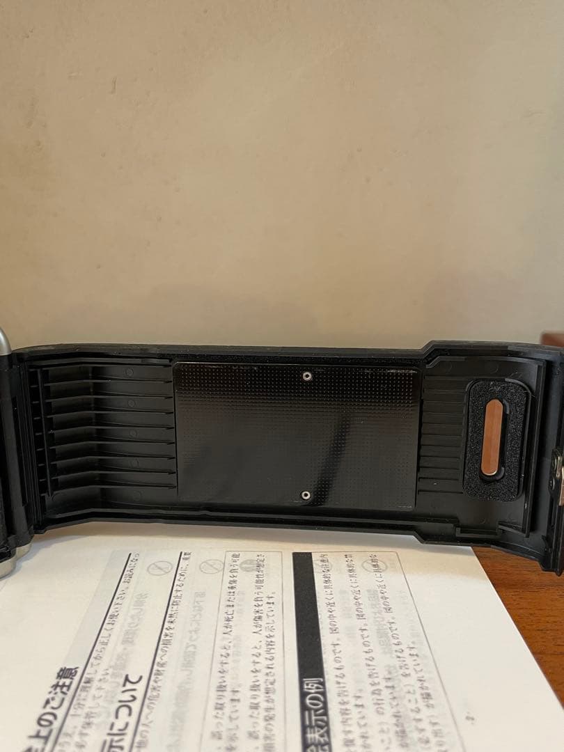 nikon FM10 マニュアル一眼レフ　フィルムカメラ　オマケ付きセット