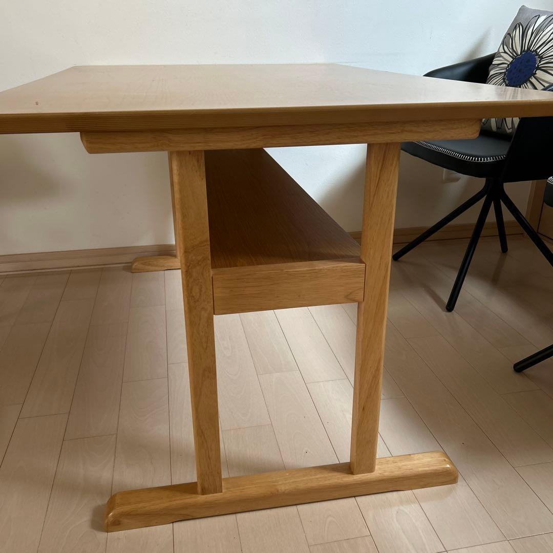 ナチュラルウッド ダイニングテーブル　収納棚付き