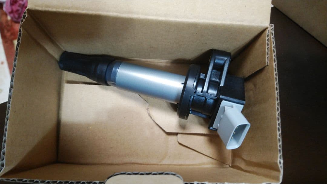 コマ　ダイハツ純正、イグニッションコイルセット