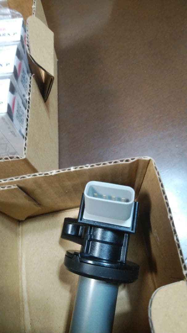 コマ　ダイハツ純正、イグニッションコイルセット