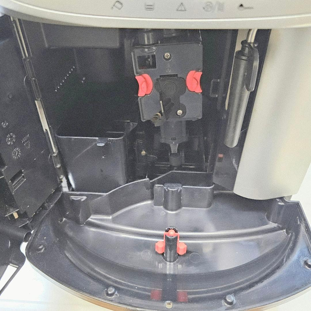 デロンギ エスプレッソマシン マグニフィカ ESAM2200SJ