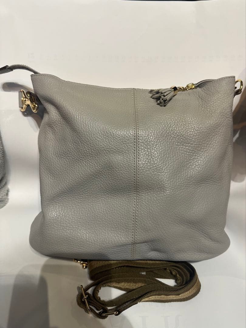 アタオ　グレー レザー トートバッグ
