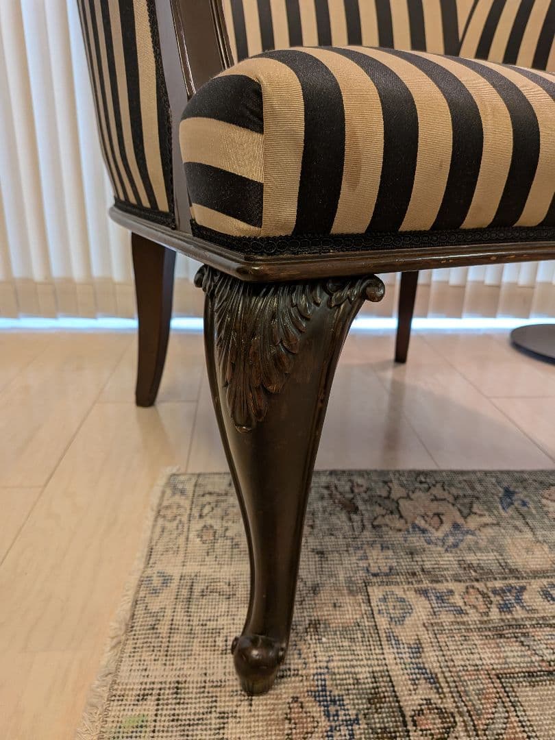 アンティーク　アームチェア　一人掛けソファ　ビンテージ