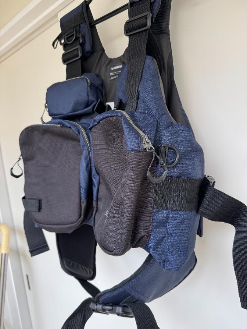 年末年始値下【2回使用】シマノ(SHIMANO) サーフベスト VF-025U