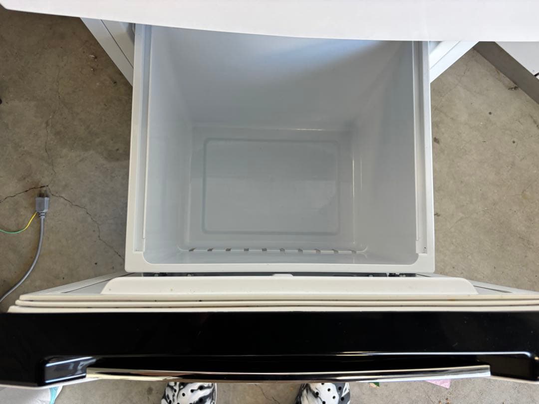 Hisense 一人暮らし冷蔵庫 150L 2020年製　HR-D15C