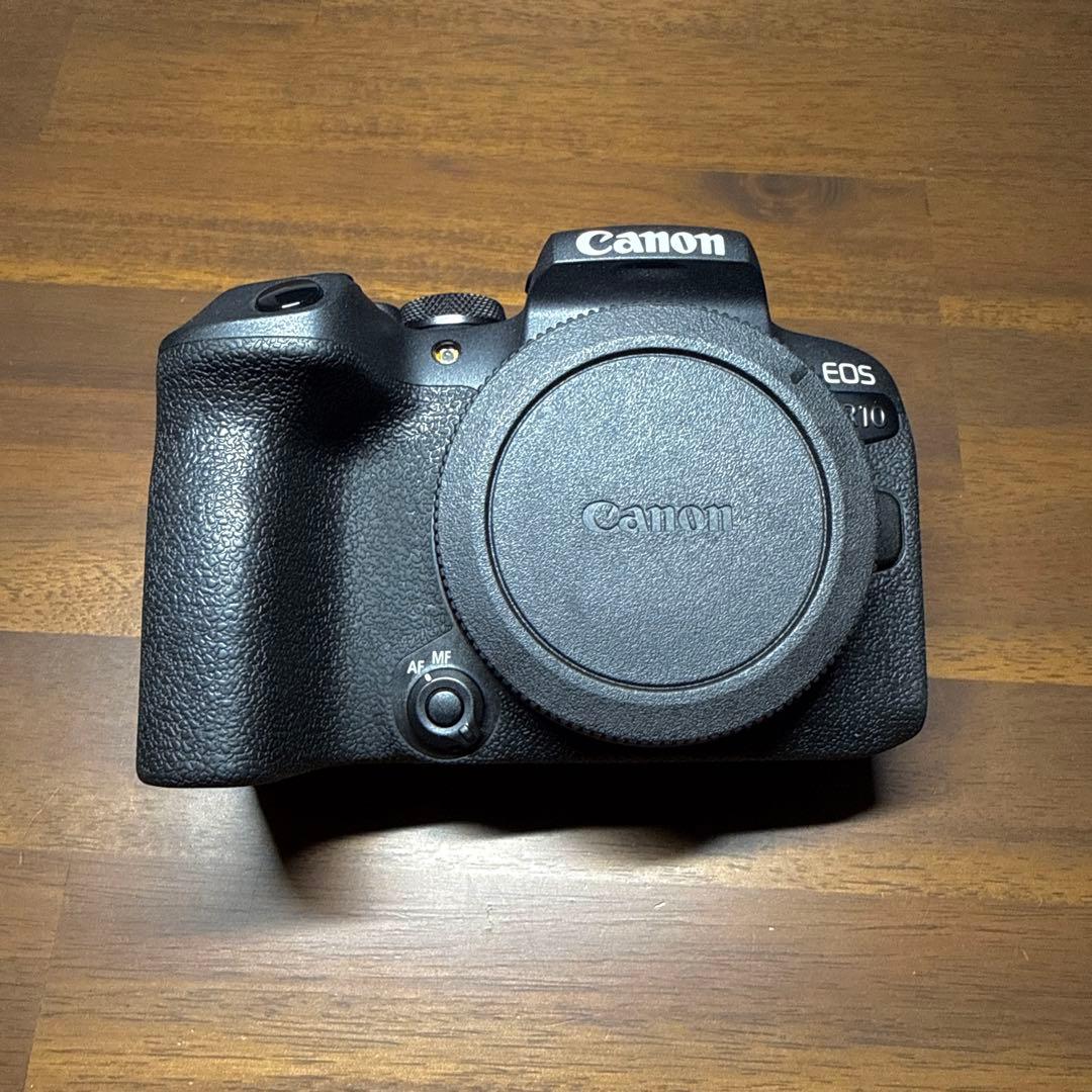 CANON EOS R10 レンズキット　18-150mm