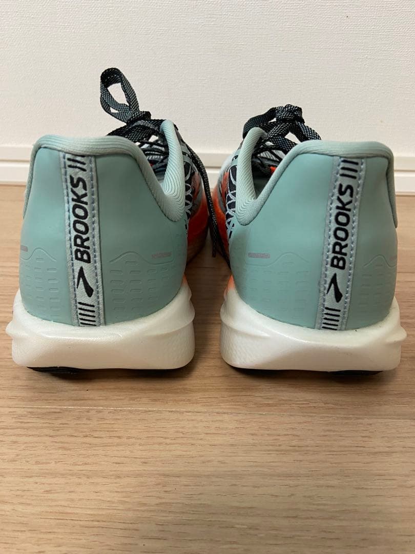 BROOKS Hyperion Max ブルックス ハイペリオン マックス