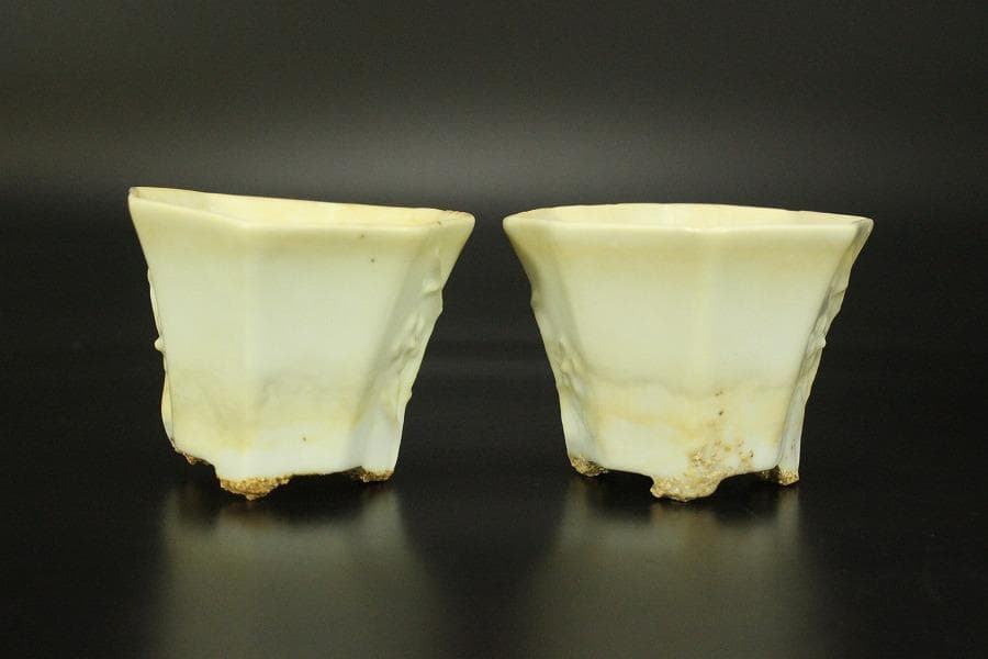 中国美術 白磁 梅花紋 八方 碗 一対 煎茶(HA500)