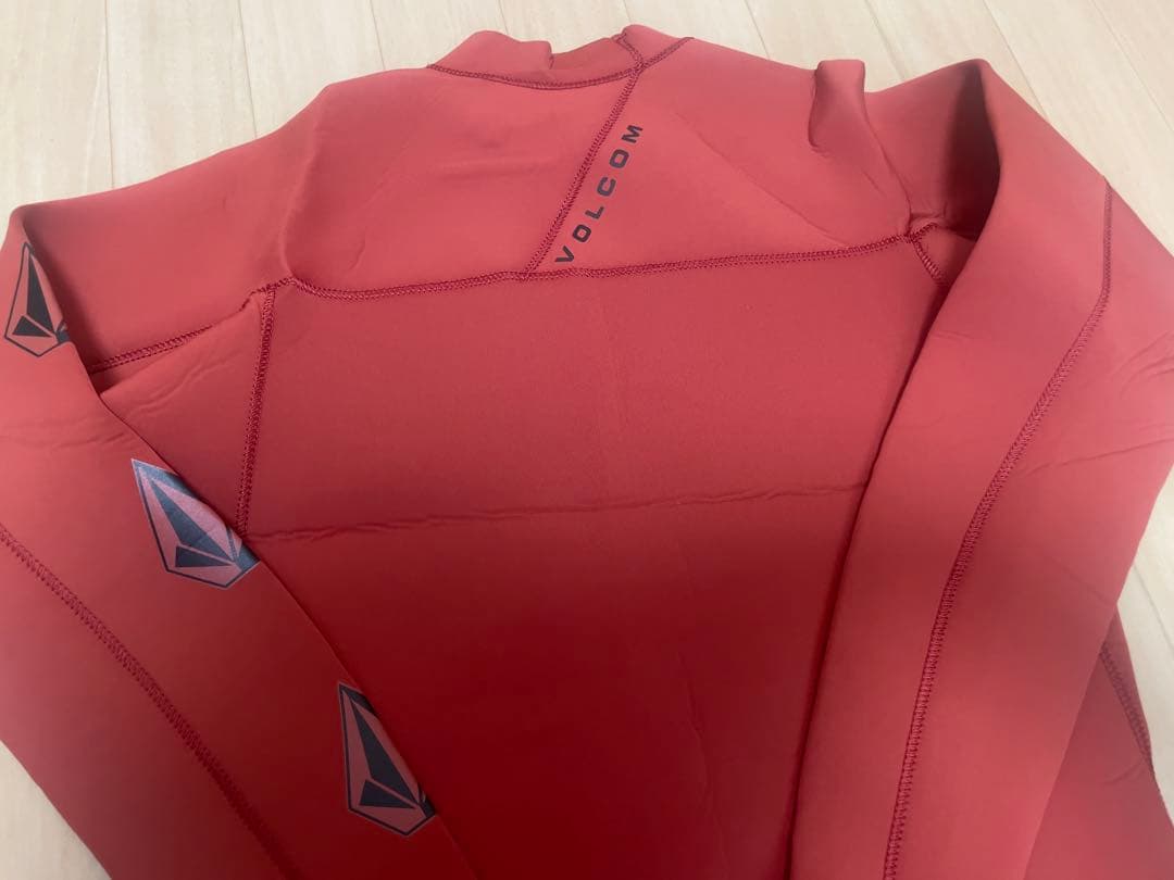 VOLCOM レッド タッパー　 Stone Neo Jacket