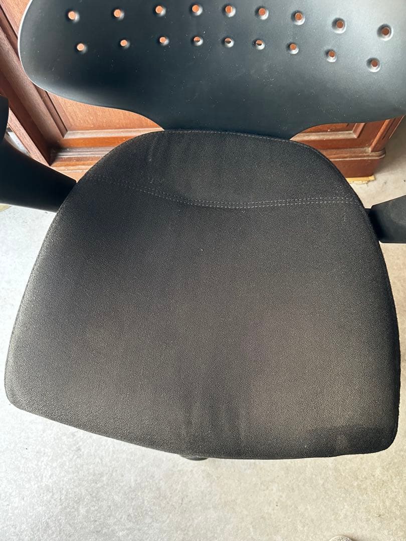 キールハワー チェアジュニア USED