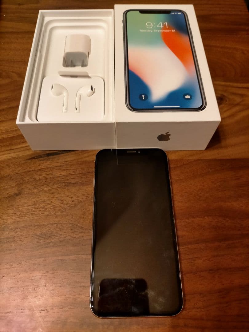 Apple iPhone X シルバー 本体 64GB バッテリー 100%