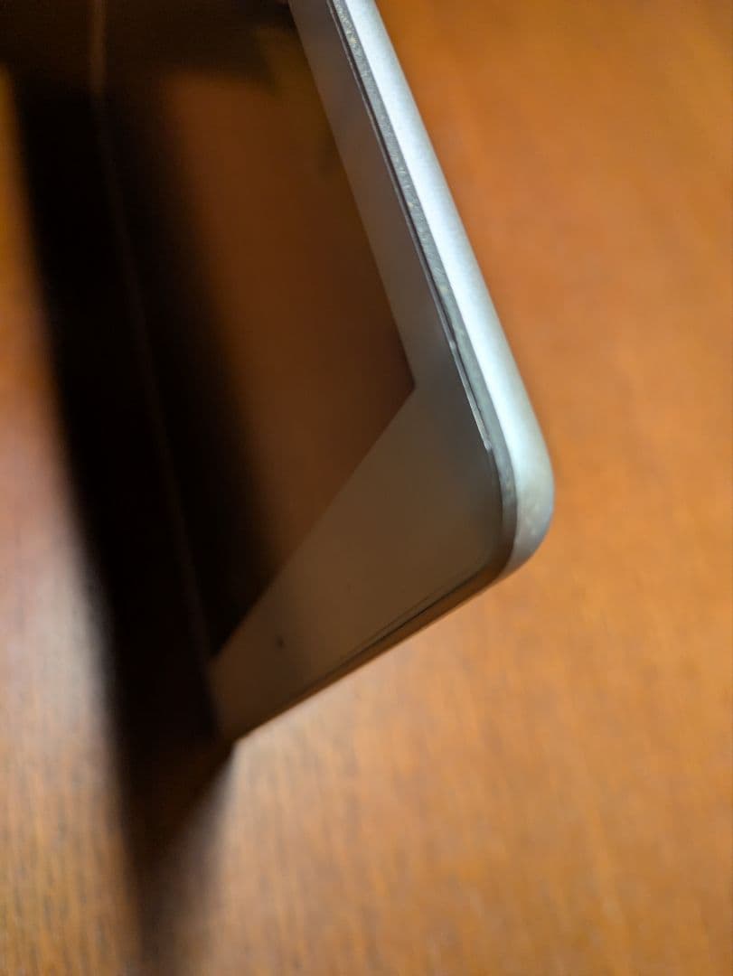 iPad 第6世代 128GB Wi-Fiモデル｜軽微な傷あり｜動作良好｜箱あり