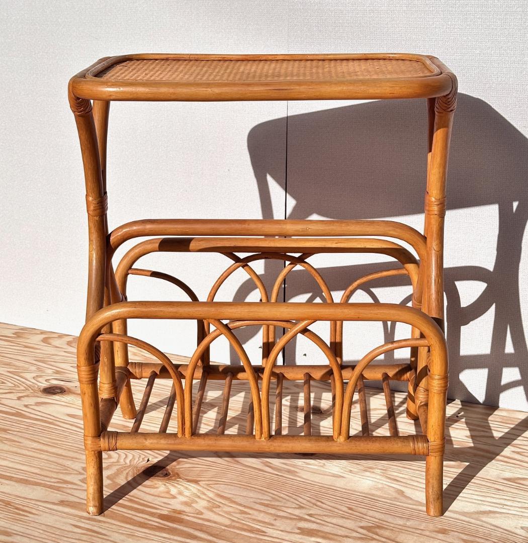 極美品！　ラタン　マガジンラック付きサイドテーブル　美しい曲げ木の造形！