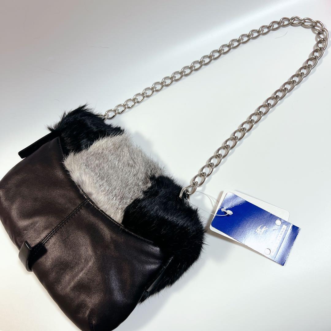 新品未使用✨バーバリー チェーン ショルダーバッグ ファー フラップ レザー 黒