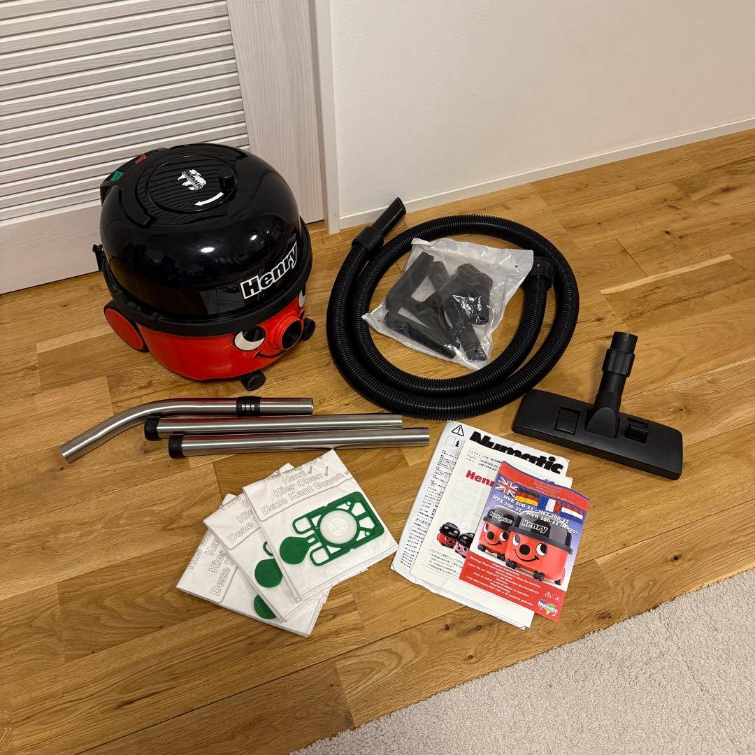 Numatic社製 Henry ヘンリー掃除機