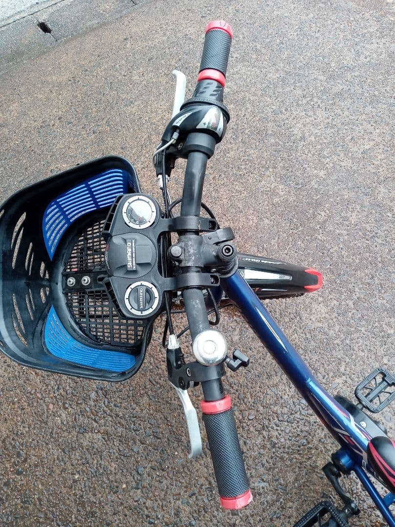 ブリジストン22インチジュニア自転車引取限定