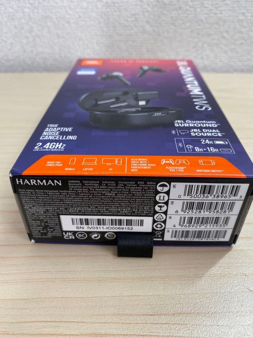 [新品]JBL QUANTUM TWS　ワイヤレスイヤホン