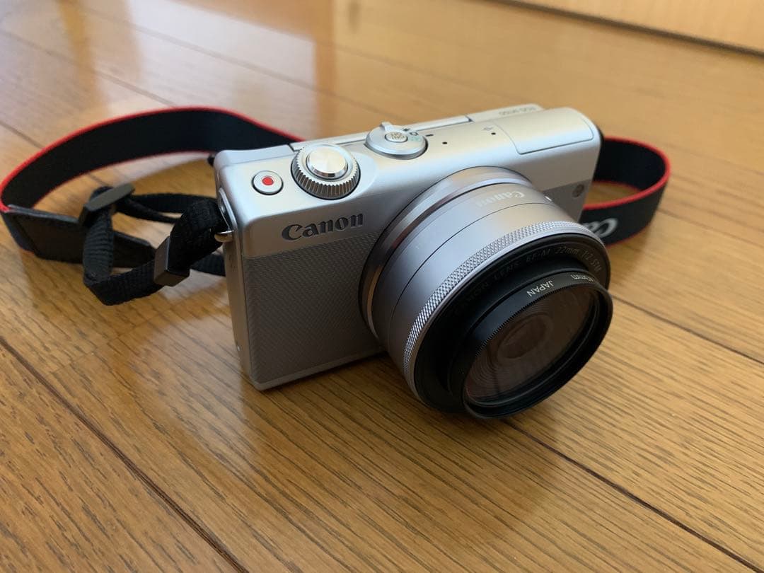 【中古品】Canon ミラーレス一眼カメラEOS M100+付属品セット
