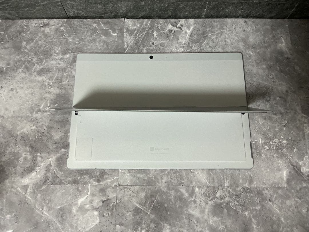 Surface Pro 7+ corei5 第11世代 SSD256GB LTE