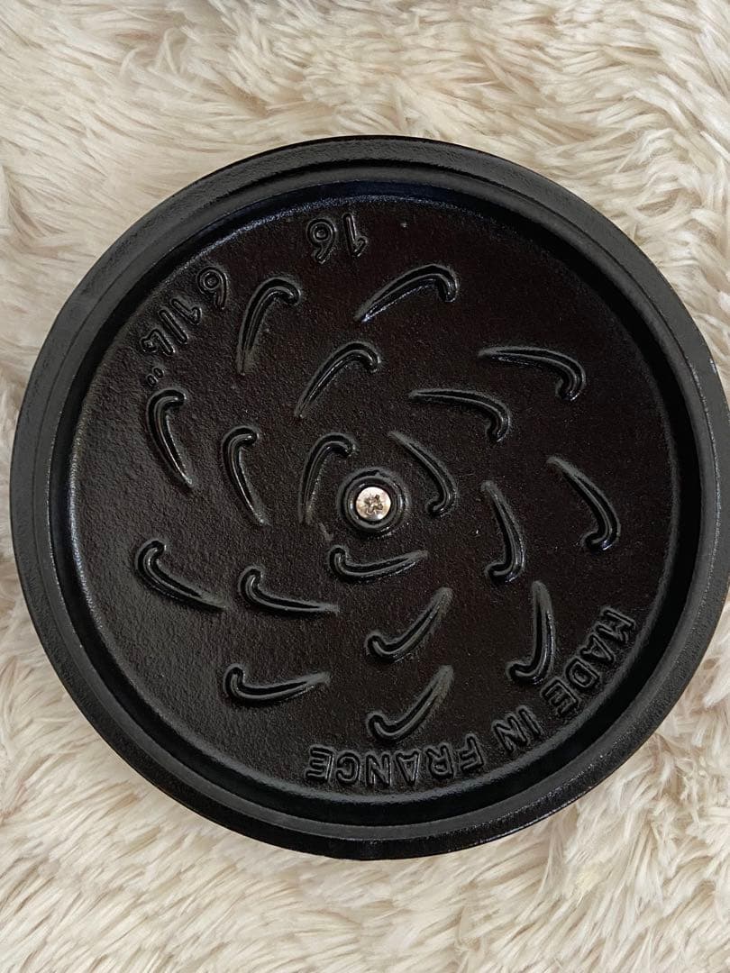 ストウブ ラ ココット デ ゴハン M 16cm 新品 訳あり