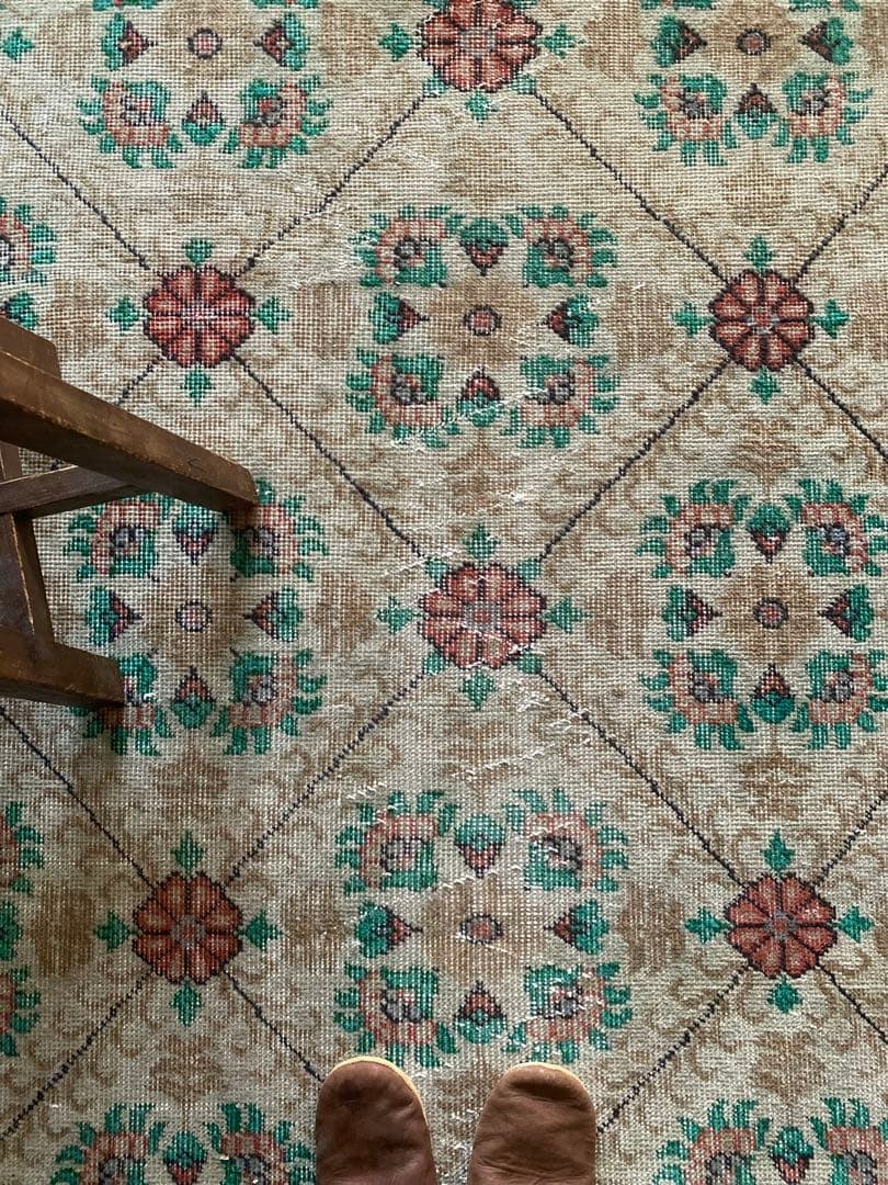 フラワータイル風　ヴィンテージラグ　トルコラグ