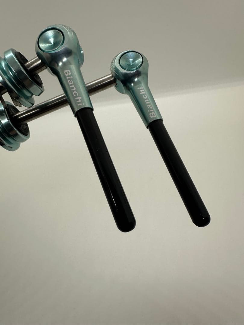 Bianchi ビアンキ クイックリリース チェレステ レア