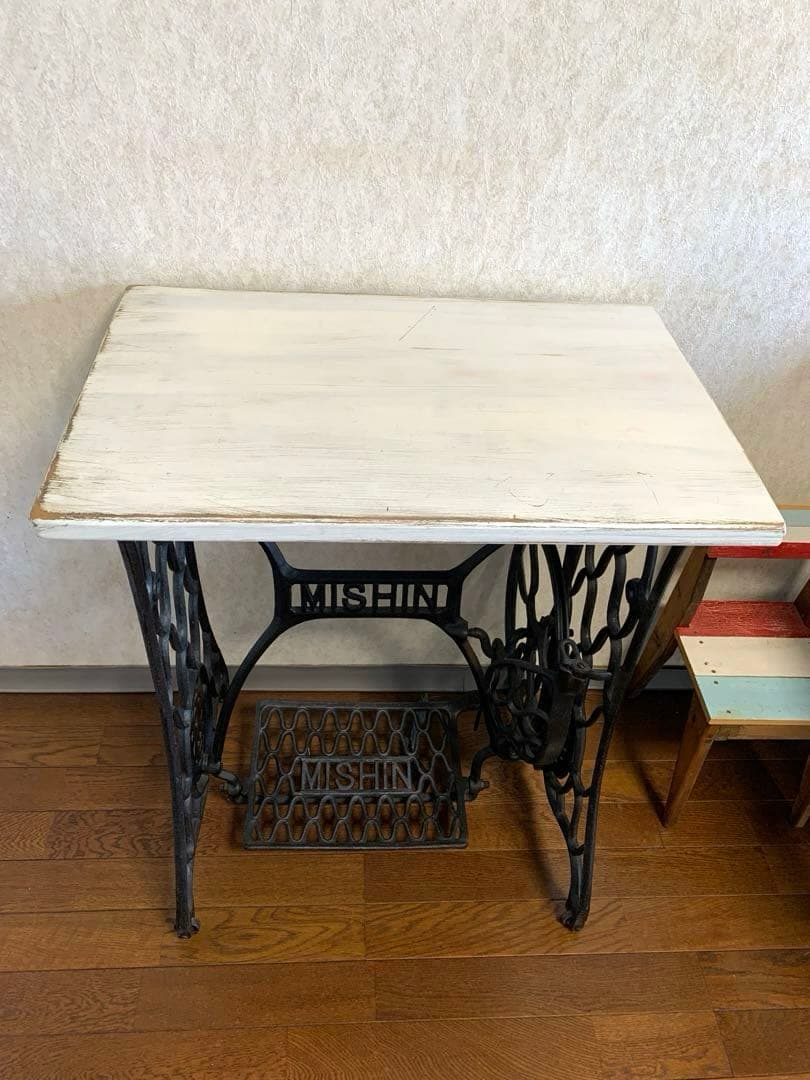 引取可♡アンティーク　ミシンテーブル　雑貨　テーブル　MISHIN カフェ