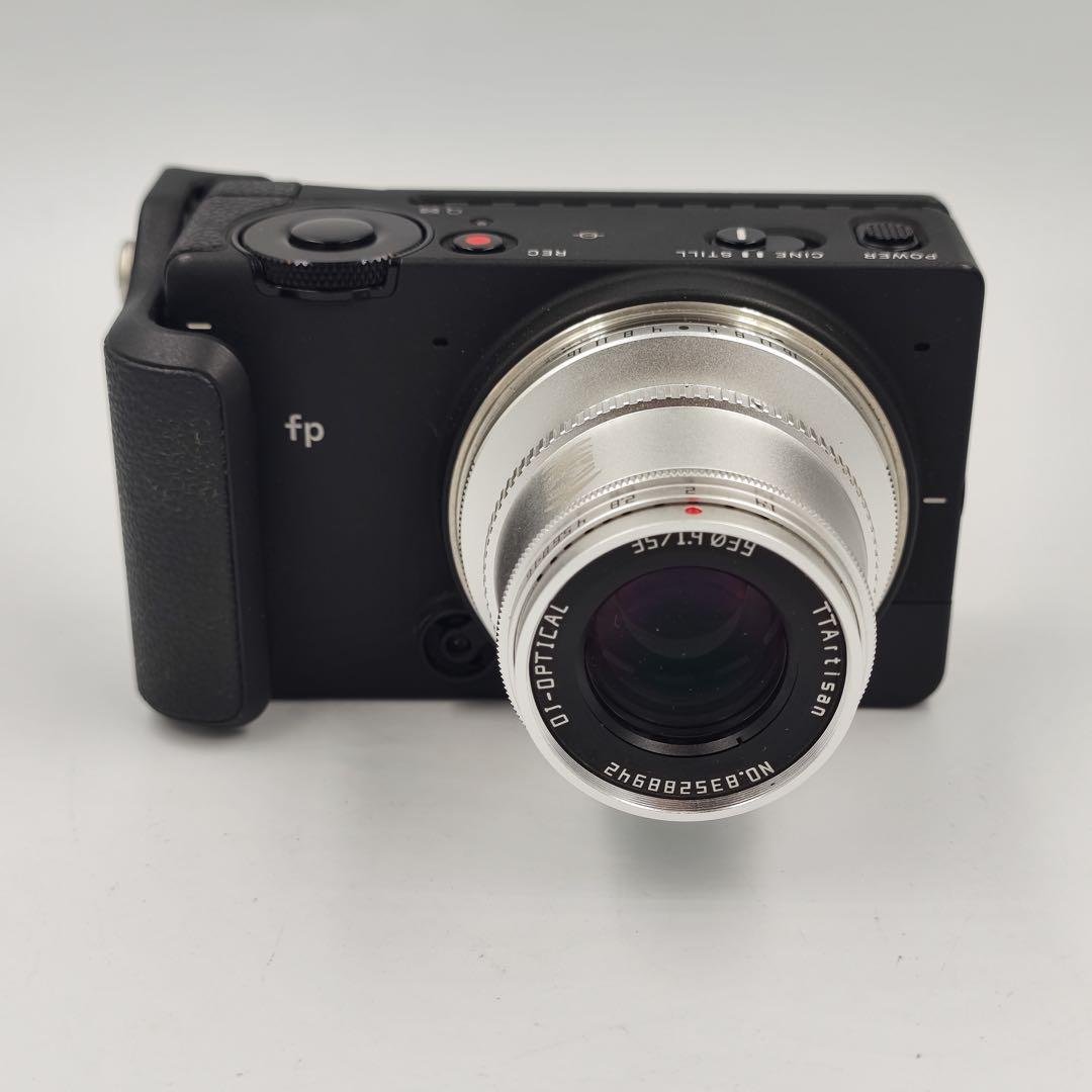 Sigma fp モノクローム専用機＋レンズセット monochrome