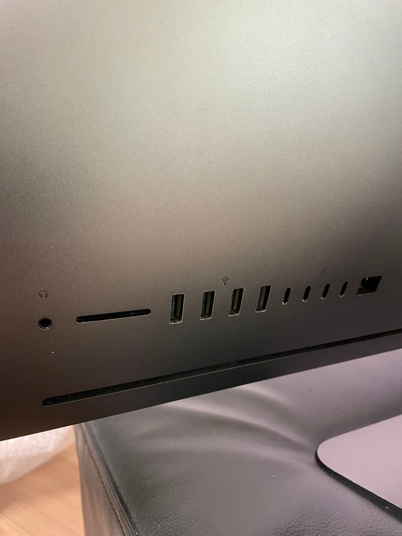 iMac Pro 27インチ MQ2Y2J／A 32GB SSD1TB