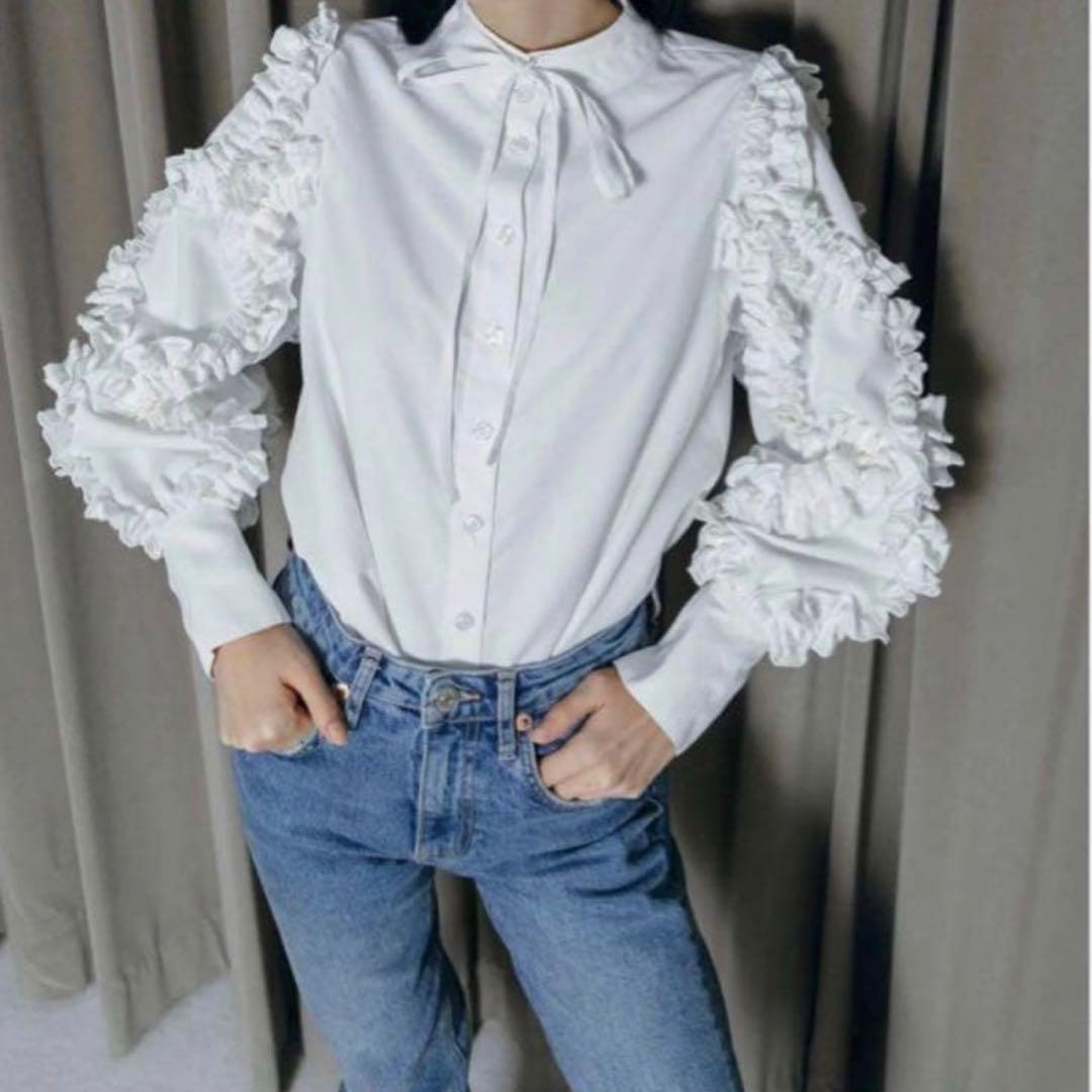 【美品】Bibiy LONDON BLOUSE