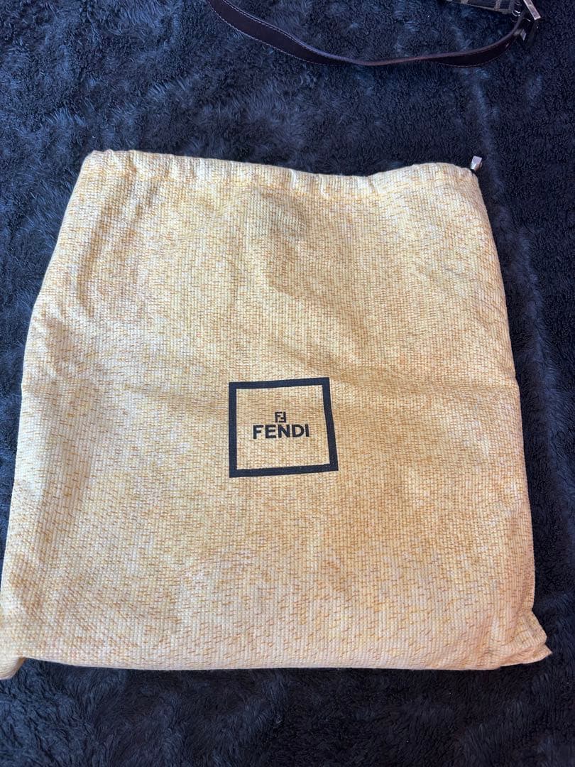 FENDI ズッカ柄 マンマバケット ワンショルダー FFロゴ