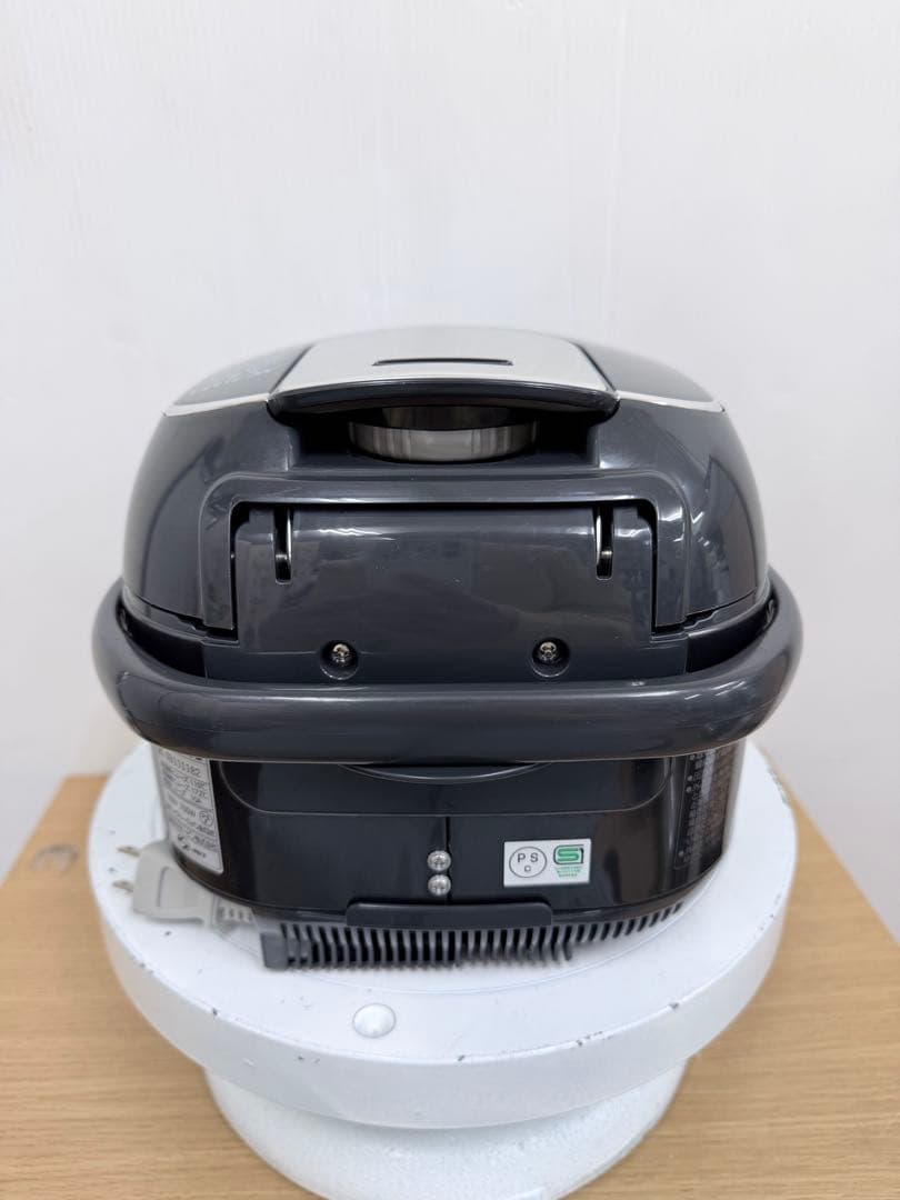 象印 Zojirushi NP-RT05 圧力IH炊飯器 3合炊き 2021年製