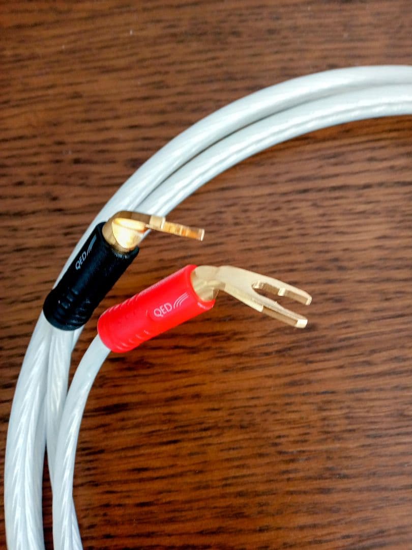 QED Signature Revelation 2mペア／スピーカーケーブル