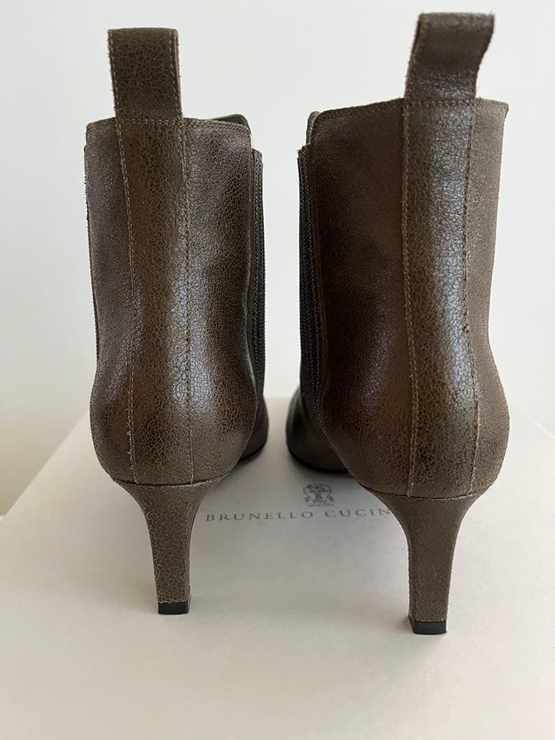 ブルネロ　クチネリ　ショートブーツ　茶