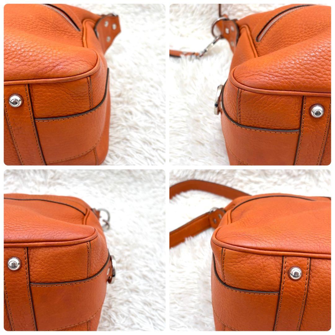 TOD'S トッズ ワンショルダーバッグ 2way ロゴ型押し シボ革 レザー