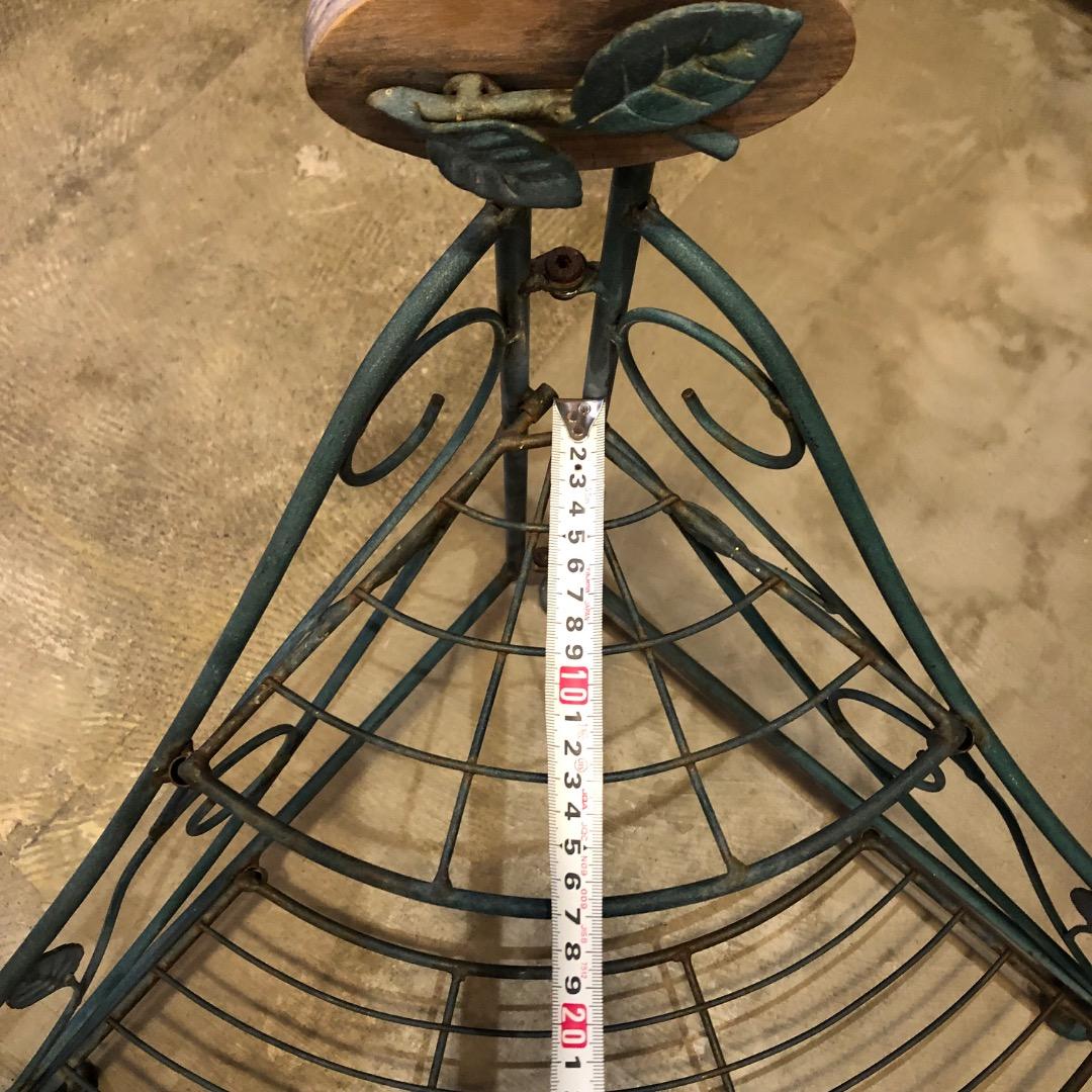 昭和レトロ　アイアン　コーナーラック　古道具　飾り棚　三角コーナーラック　収納