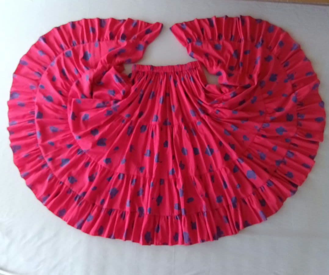 ジプシースカート　ヒップスカーフ　ボレロ　4点セットステ―ジ衣装　ロマ