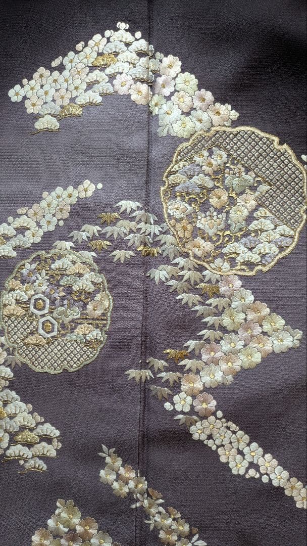 プロフ必読☆希少☆尾峨佐染繍☆一つ紋