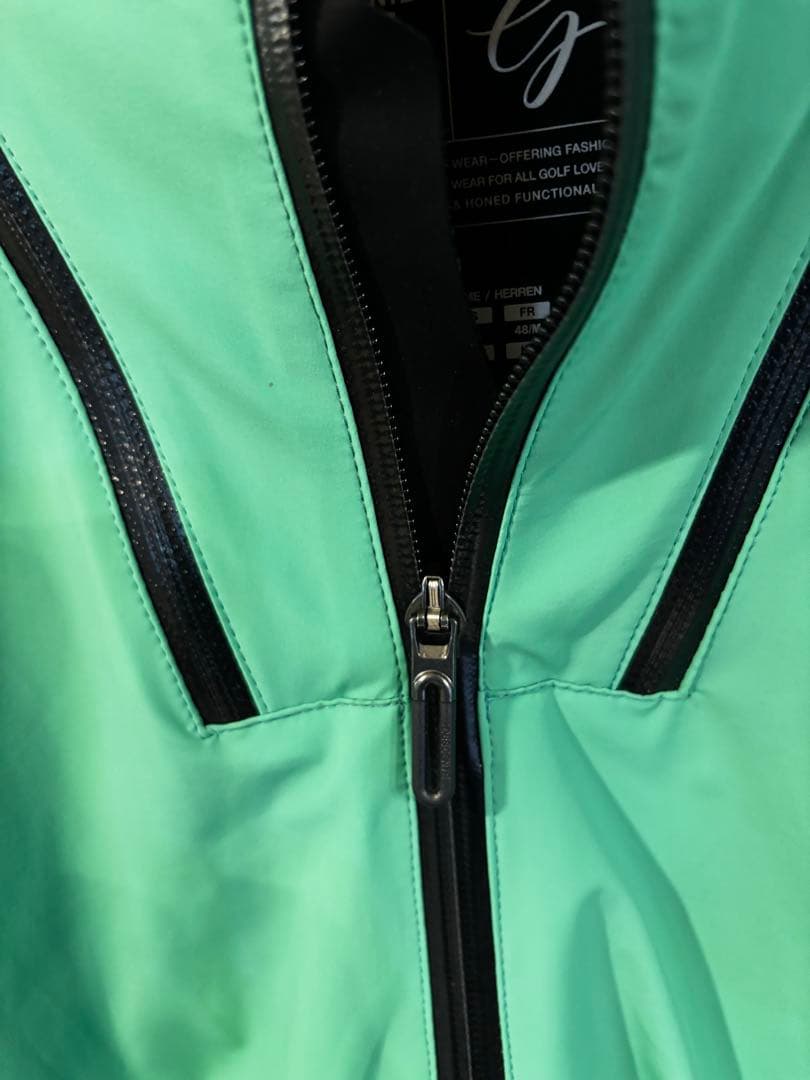 美品　DESCENTE GOLF 3レイヤー ウィンドジャケット