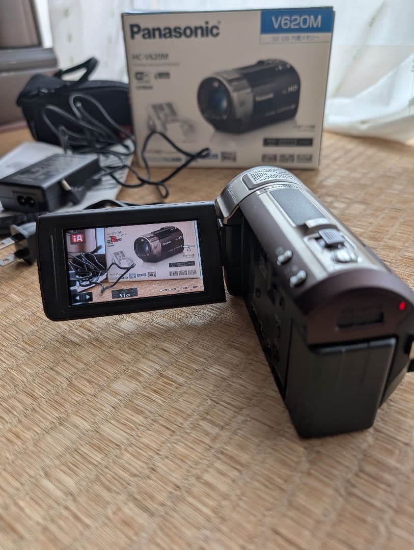 Panasonic HC-V620M ビデオカメラ 本体