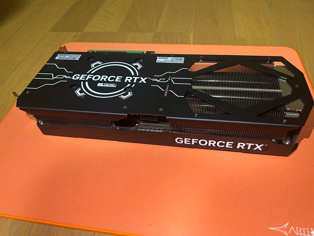 玄人志向 GeForce RTX4070Ti SUPER