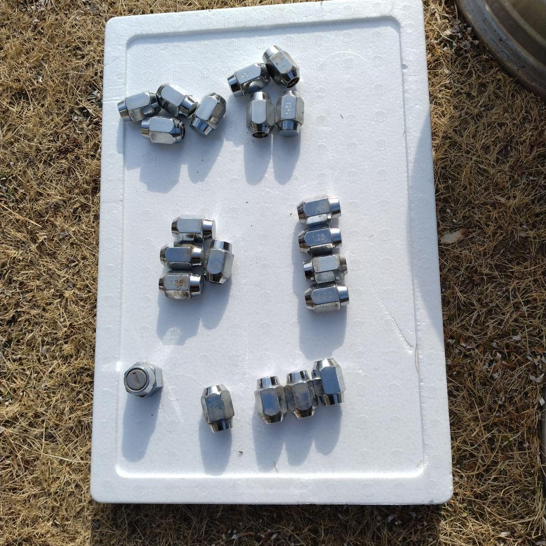 スカイラインR30純正アルミホイール