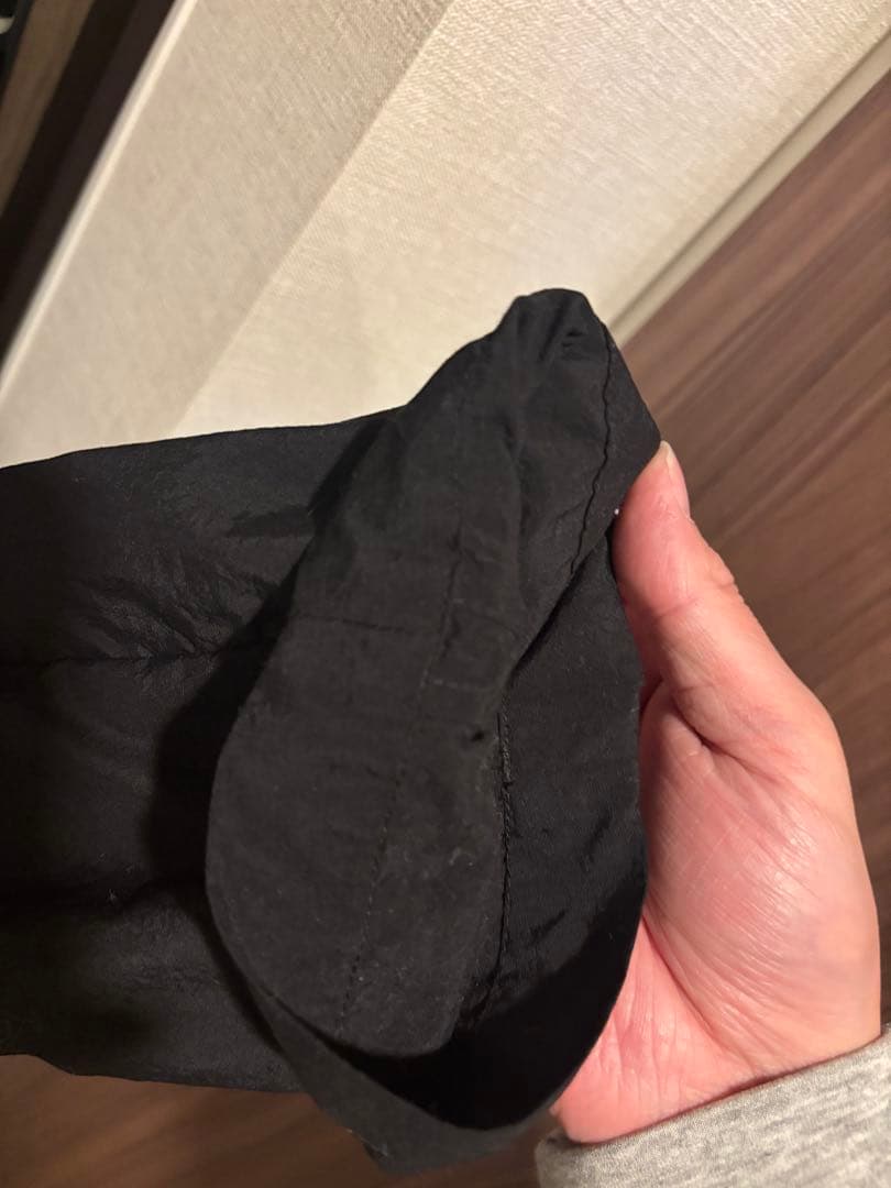 テアトラ　デバイスコート　48 ブラック