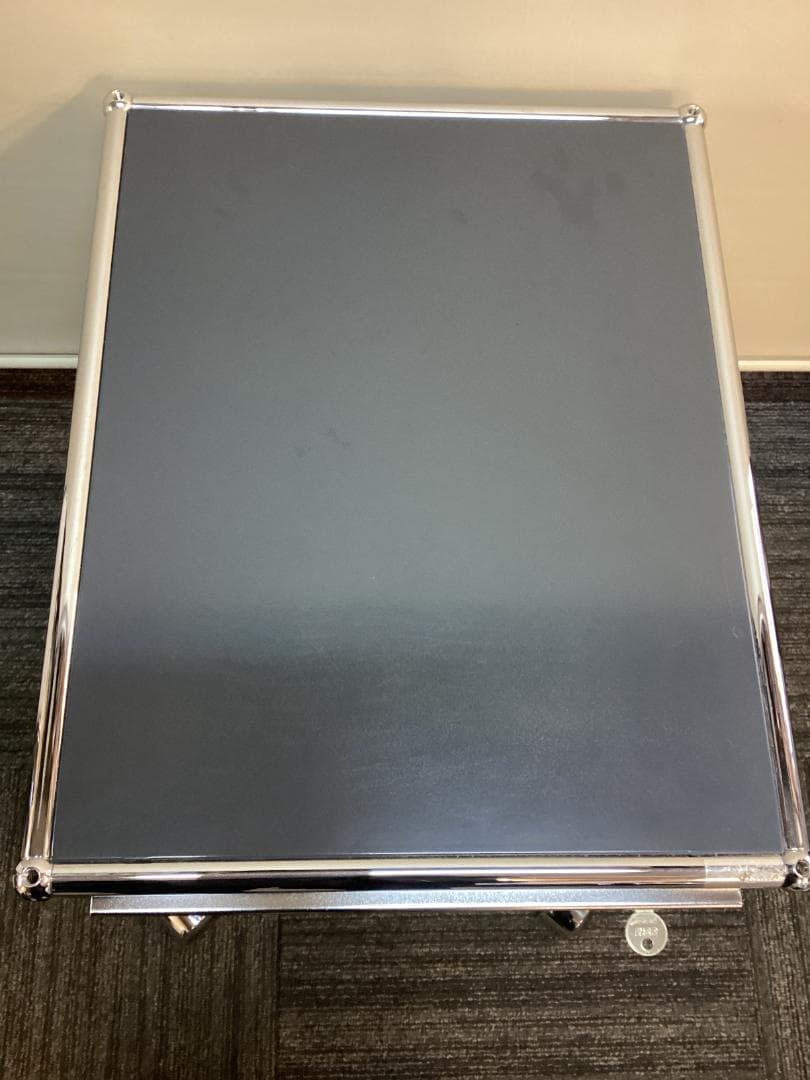 鍵付き　USMハラー　ロールボーイ　２段　デスクワゴン　アントラサイト　D