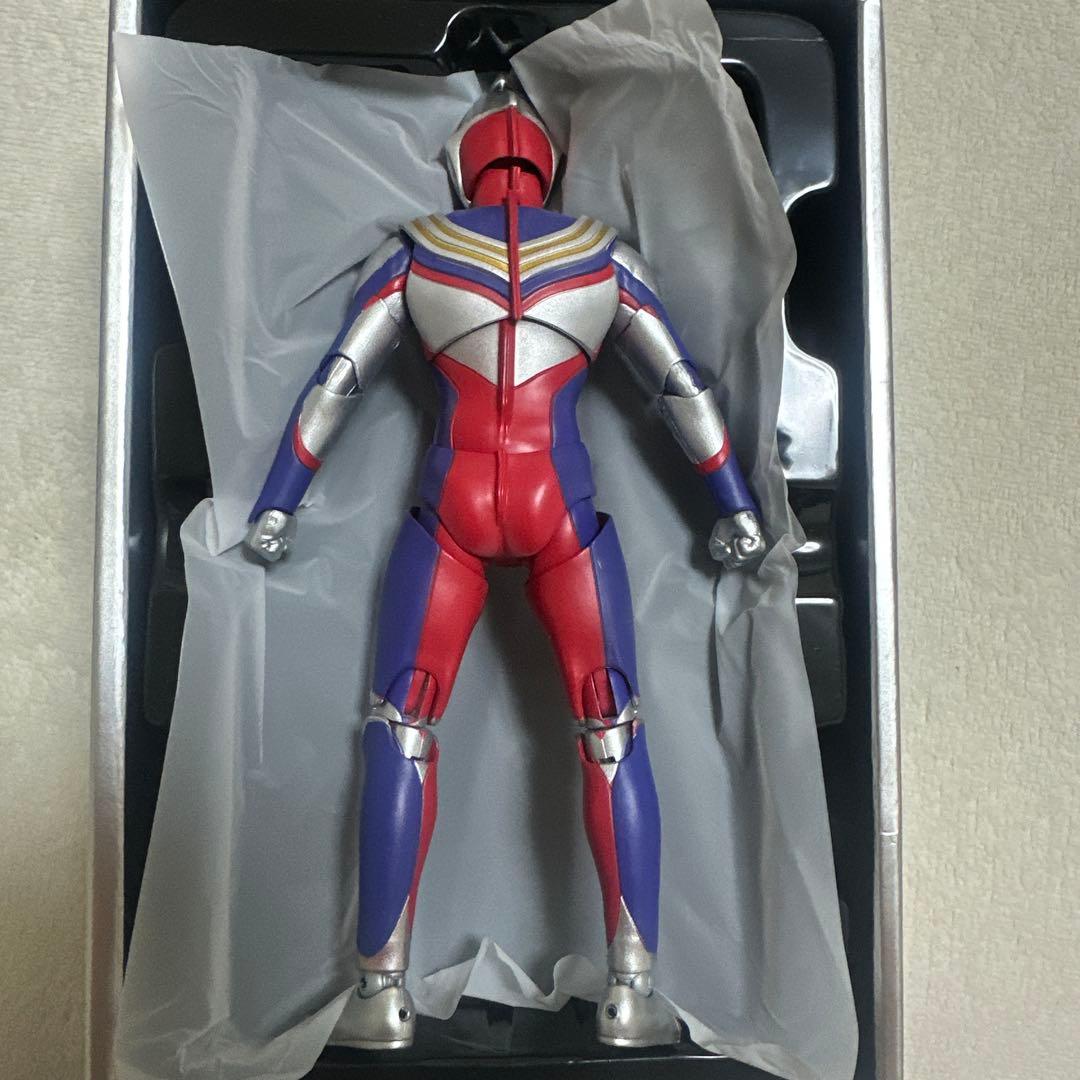 真骨彫 ウルトラマンティガマルチタイプ イーヴィルティガセット