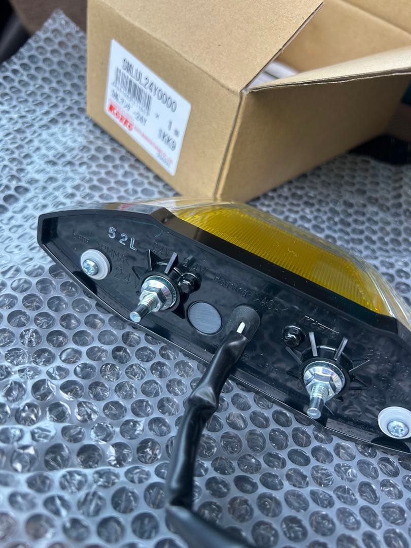 KOITO コイト　LEDマーカー　アンダーライト　4個セット　トラック