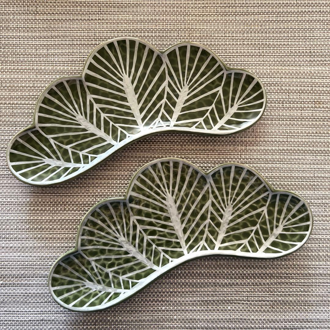 有田焼 幸楽窯 錦茶緑銀松葉形 前菜皿 ペア