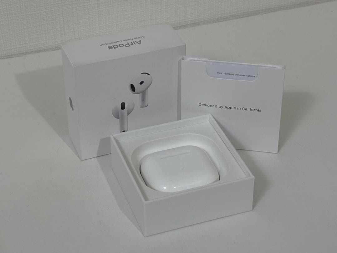 美品♪ AirPods4【アップルケア付き】