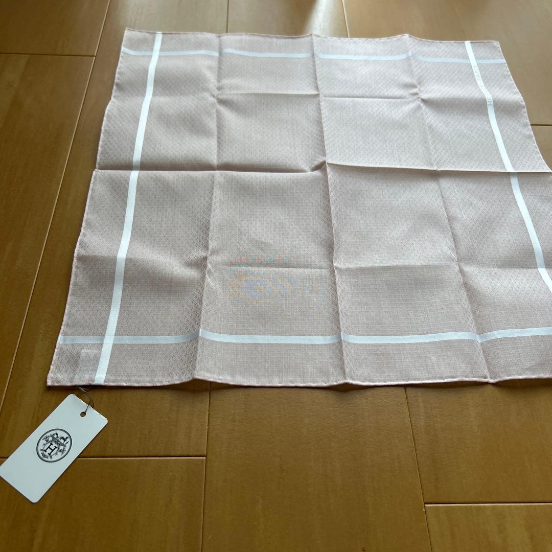 新品未使用(タグ付き)HERMES ピンク ストライプ ハンカチ